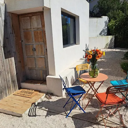 Le Cocon De Douceur Entre Pins Et Mediterranee Daire